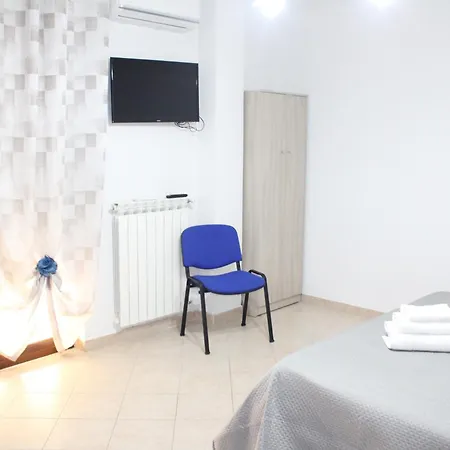 Catherine Apartament SantʼEufemia Lamezia